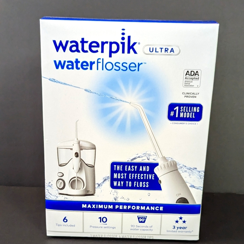 ✨NWT✨ - Waterpik Water Flosser - White